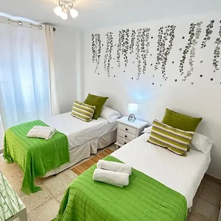 Holiday home Cozy Town House With Terrace And Free Wifi