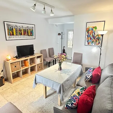 Nyaraló Cozy Town House With Terrace And Free Wifi Ronda