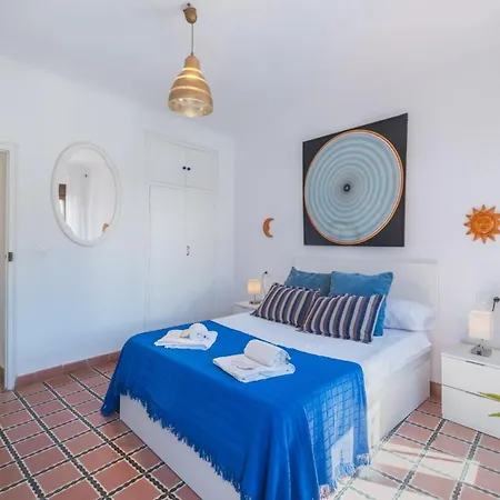 アパート Guestready - Casa Rocio With Terrace Ronda ロンダ