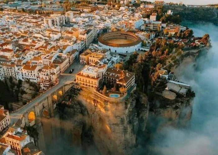 بيت للعطل Cozy Town House With Terrace And Free Wifi روندا