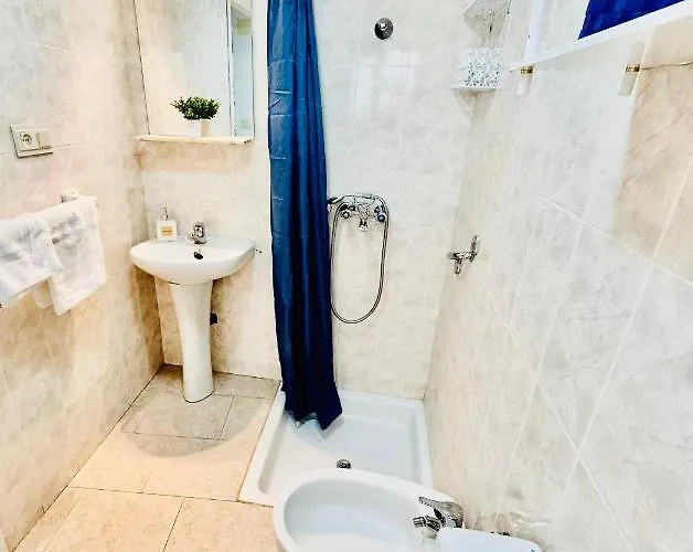 度假居 Cozy Town House With Terrace And Free Wifi 龙达